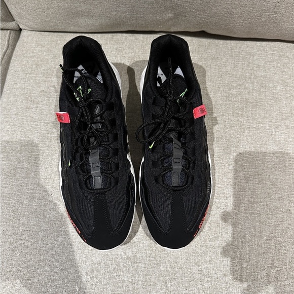 Nike Air Max 95 Worldwide - Picture 3 of 8